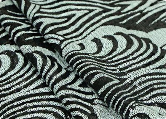Luxe 100% Polyester Geborduurde Stof 100140gsm van het Huisdecor