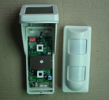 Detectores de movimento exteriores do alarme com tecnologia dupla independente da detecção do elemento PIR das energias solares